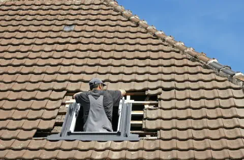 Pose de velux à Villenouvelle
